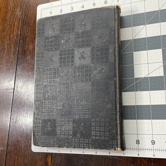 The Household Searchlight Recipe Book, by The Household Magazine 1940 - Picture 4 of 16